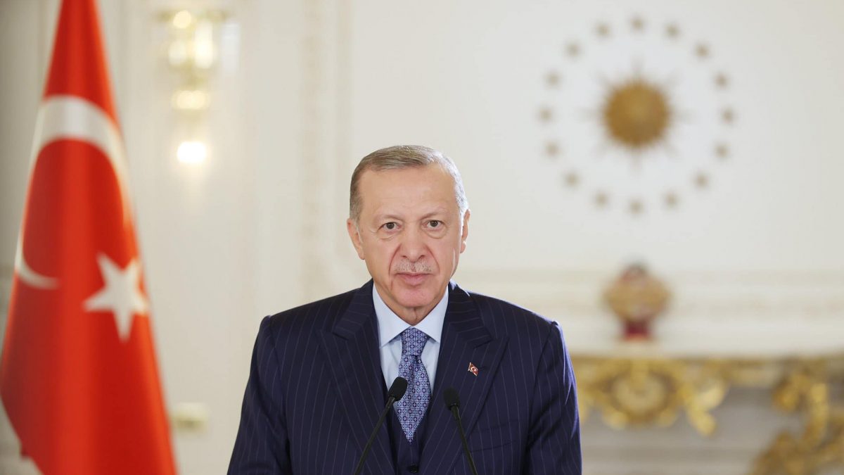 “Türkiye’yi doğal gazda merkez ülke hâline getirecek adımlar atıyoruz”